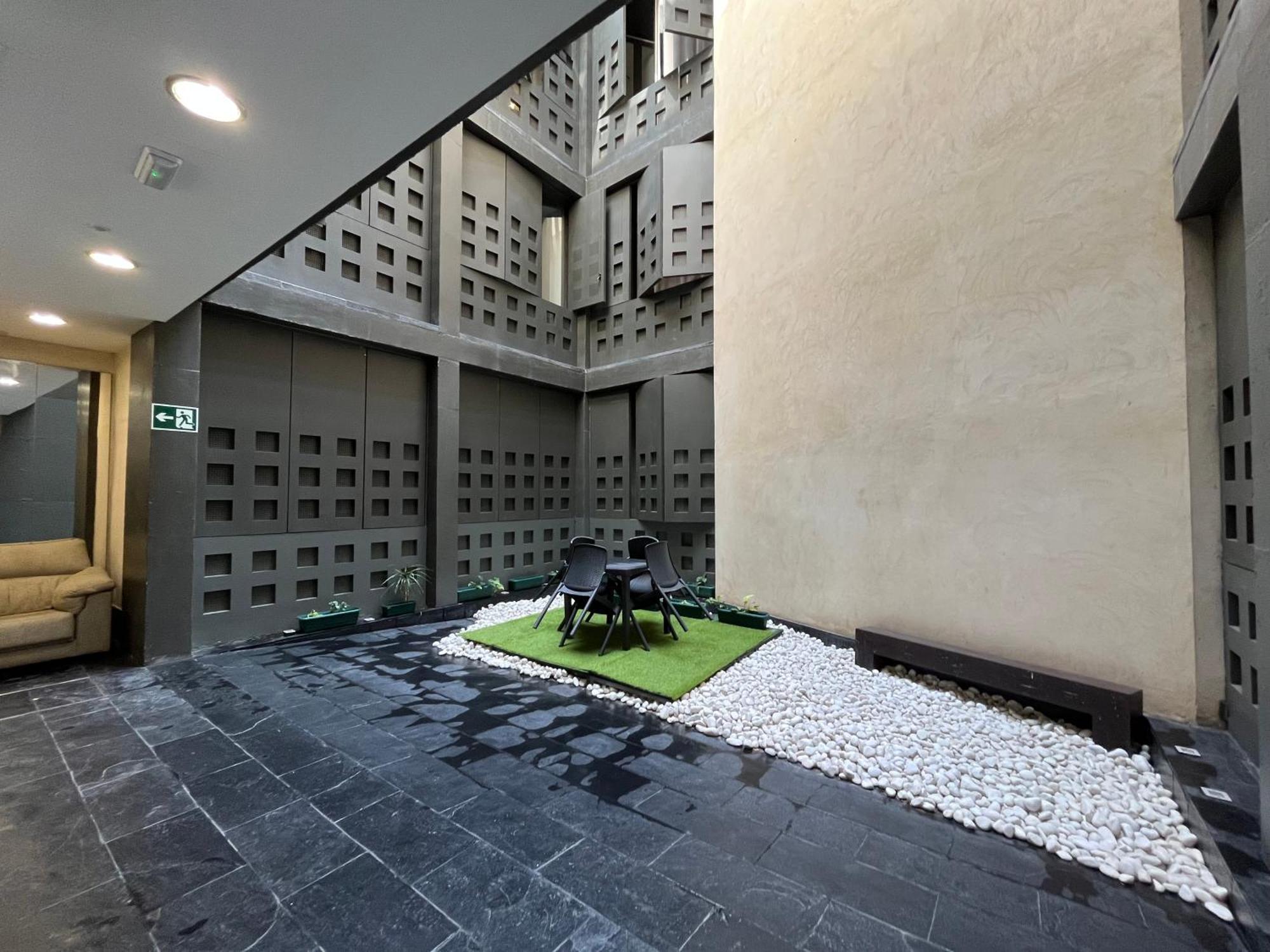 Center Sevilla Confort 4 Extérieur photo